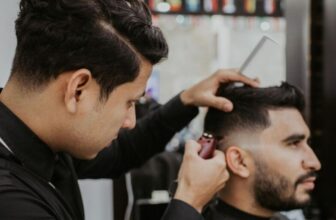 How Do You Choose the Right Haircut for Your Face Shape?
