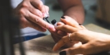 What Is the Best Way to Remove Gel Polish Without Damaging Your Nails?